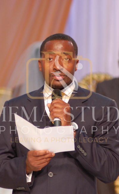 reading from the bible at the wedding